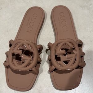 Gucci Beige Rubber Sandals